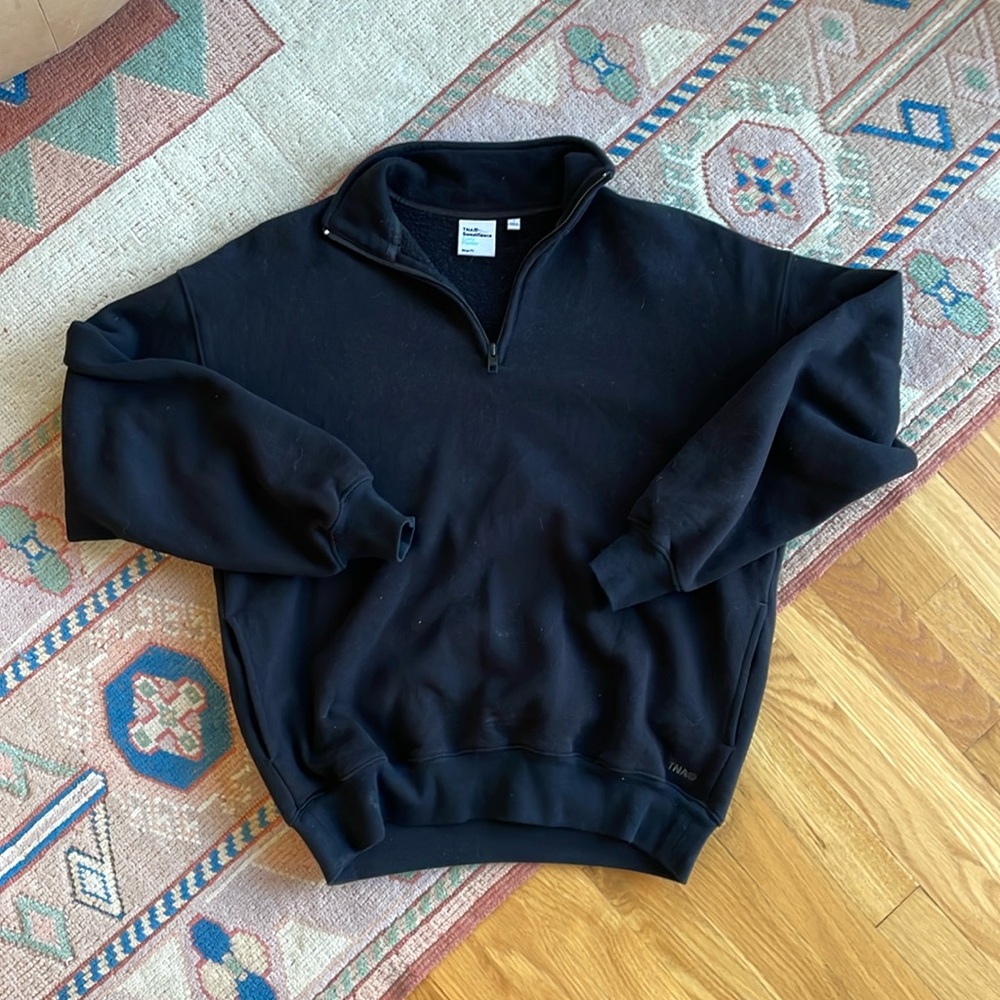 TNA  cozy fleece pullover
